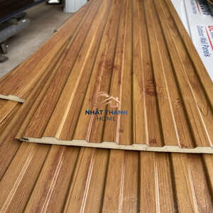Panel Ultra TL004 · Vân gỗ đàn hương