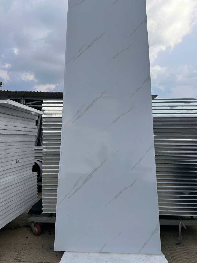 Panel EPS vân mây (vân đá): họa tiết marble, chọn tỷ trọng và độ dày
