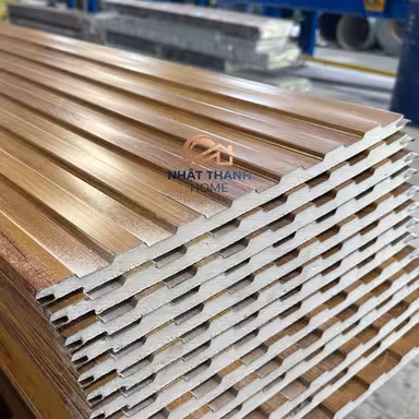 Panel Ultra TL002 · Vân gỗ thông mắt